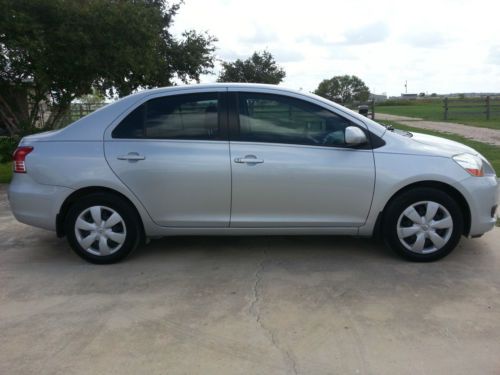 2008 Toyota Yaris Base Sedan 4-Door 1.5L, US $6,650.00, image 4