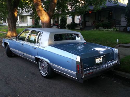1991 Cadillac Fleetwood Brougham Sedan 4-Door 5.7L V8, image 5