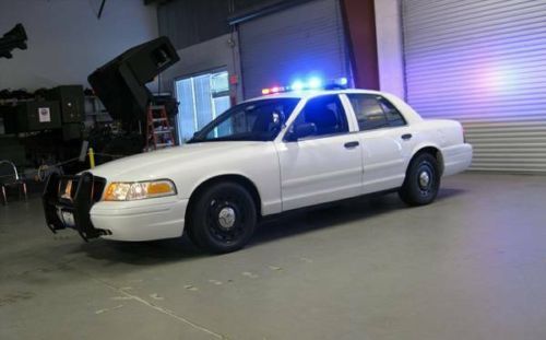 2006 ford crown victoria police interceptor sedan 4-door 4.6l