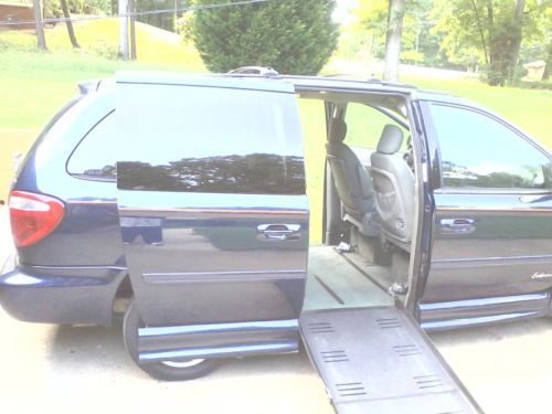 2005 dodge caravan wheelchair accessible