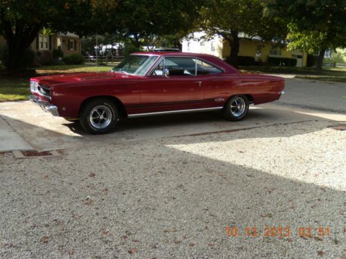 Classic 1968 plymouth gtx, 440 automatic, mostly restored, drives great