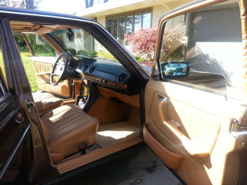 1982 Mercedes 300D Turbo Diesel - 4 Door - Manganese Brown/Palamino, image 16