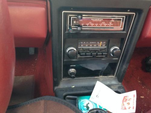 1984 ford thunderbird, red, clean interior