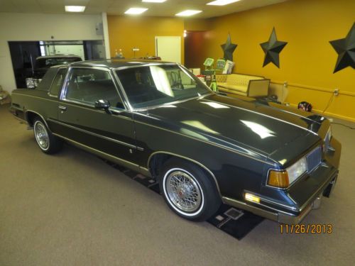 1988 oldsmobile cutlass supreme classic like new!  7k miles