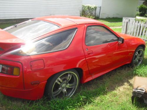 1979 red porsche 928 rare manual tran 5 speed v8 low miles clear title