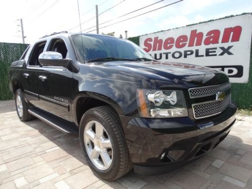 2011 chevrolet avalanche lt one owner fla driven lthr woorgrain pwr pkg wow auto