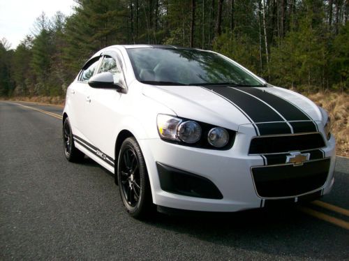 2012 chevrolet sonic lt sedan 4-door 1.8l custom