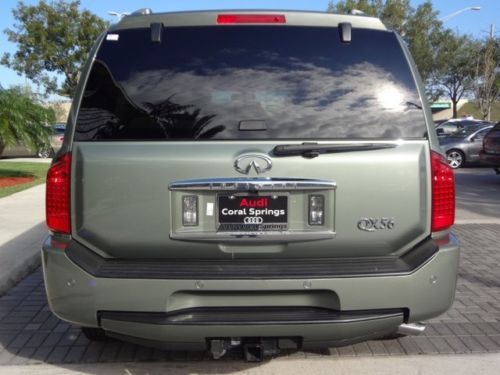 SUV 5.6L 4x4 One owner Clean Low miles Garage kept Excellent condition, image 12