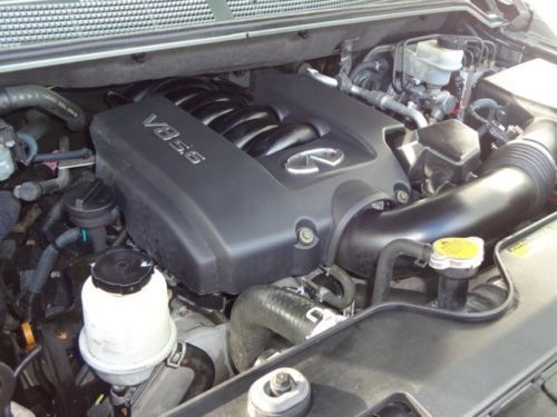 SUV 5.6L 4x4 One owner Clean Low miles Garage kept Excellent condition, image 25