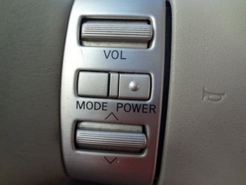 SUV 5.6L 4x4 One owner Clean Low miles Garage kept Excellent condition, image 37