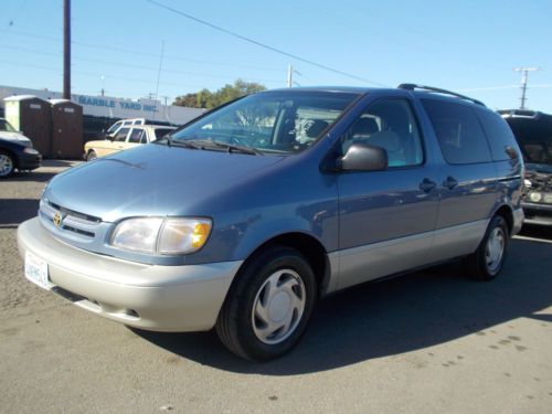 1999 toyota sienna, no reserve