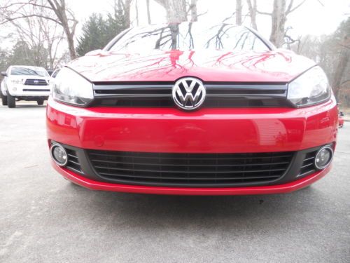 2012 Volkswagen Golf TDI Hatchback 2-Door 2.0L, image 4