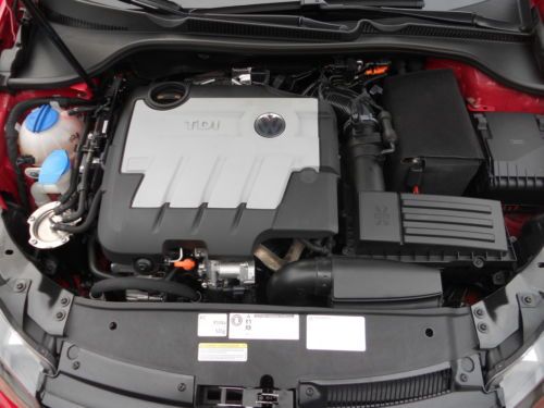 2012 Volkswagen Golf TDI Hatchback 2-Door 2.0L, image 23