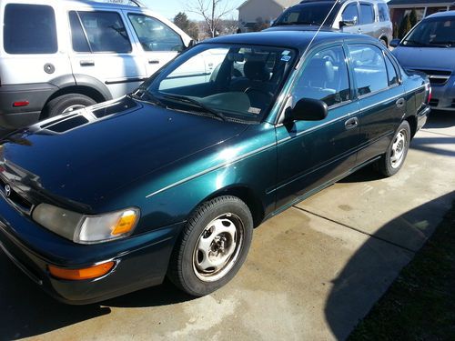 1996 toyota corolla base sedan 4-door 1.6l  1 one owner