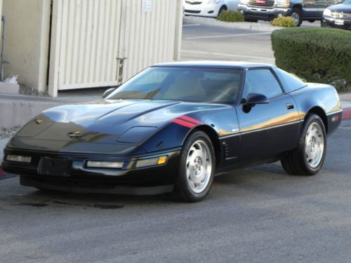 1996 chevy corvette  low .low miles black and tan gorgeous