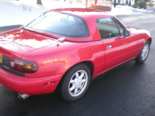 1990 mazda mx-5 miata  low miles na body low miles 5 speed