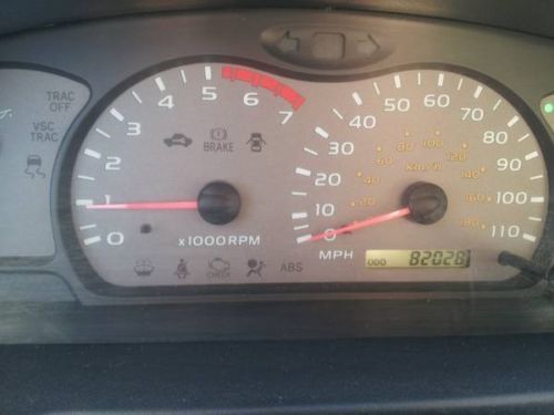 2004 White Toyota Sequoia SR5 Sport Utility 4-Door 4.7L, image 4