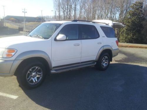 2004 White Toyota Sequoia SR5 Sport Utility 4-Door 4.7L, image 10
