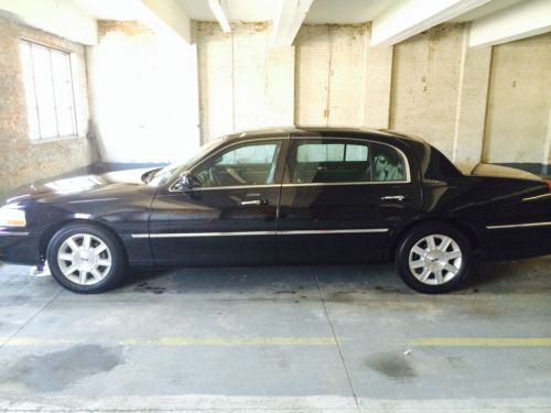 2010 lincoln town car executive l sedan 4-door 4.6l