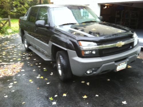 2002 chevrolet avalanche 2500 base crew cab pickup 4-door 8.1l