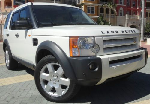 2006 land rover lr3 hse sport utility 4-door 4.4l suv, pano roof, backup camera