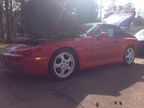 Porsche 944 turbo (951)