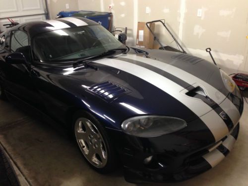 2001 dodge viper gts coupe 2-door 8.0l