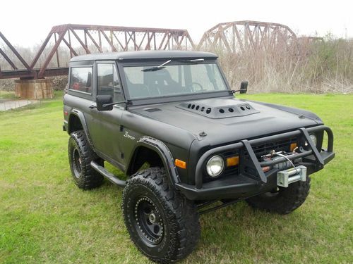 1971 ford bronco base standard cab pickup 2-door 5.0l