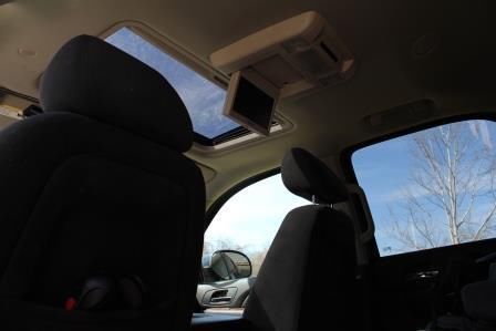 2007 GMC Yukon SLT 4x4, DVD, Sunroof, 3rd Row Blue, 20'' Wheels, Blue, Clean, image 8