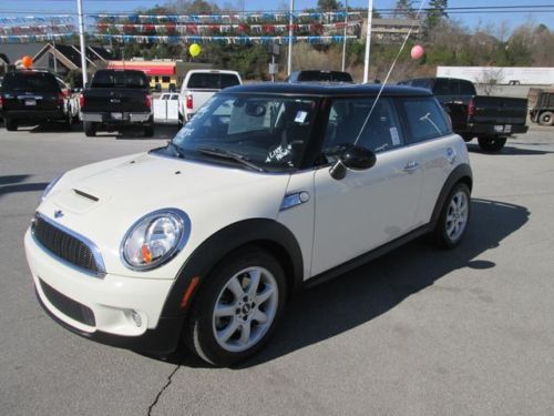 One owner mini cooper s turbo hatch auto power sunroof power options am/fm/cd