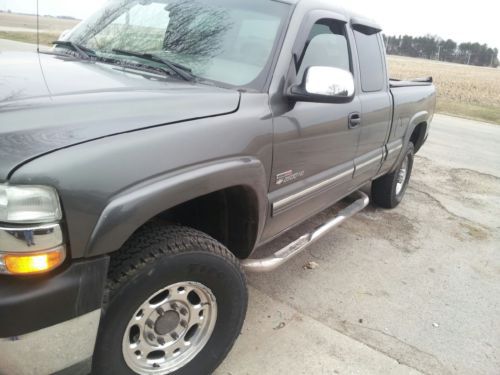 2002 chevy silverado 2500 hd extended cab 4 door duramax