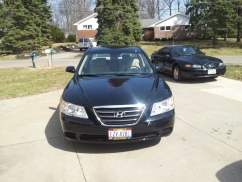 2009 hyundai sonata gl sedan 4-door 2.4l great condition 50,000 miles