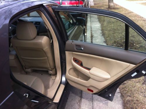 2007 Honda Accord Ex. Gray. 4 door.  well mentained. run and drive smooth., image 4