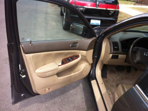 2007 Honda Accord Ex. Gray. 4 door.  well mentained. run and drive smooth., image 6