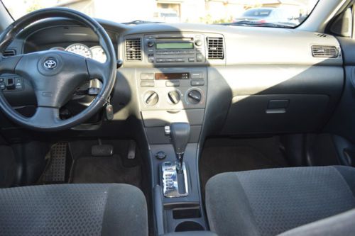 2005 toyota corolla s sedan 4-door 1.8l