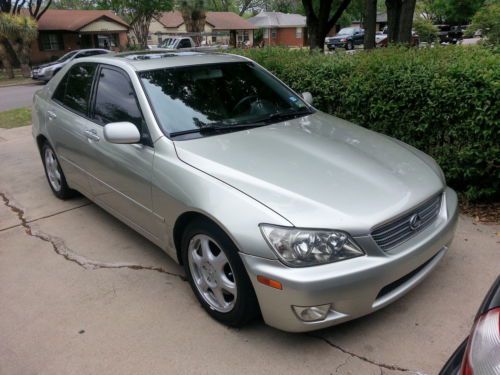 2001 lexus is300 sedan 4-door 3.0l is300