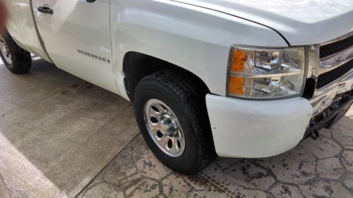 4x4 Work Truck - Auto/Reg Cab, image 3
