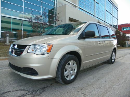 2012 dodge grand caravan se