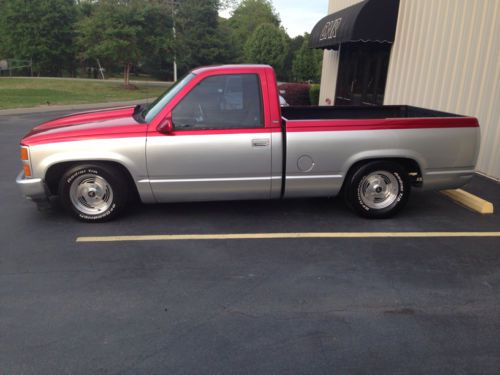 1990 chevrolet truck---excellent good looking diver