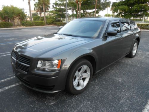 2008 dodge magnum se wagon 4-door 2.7l