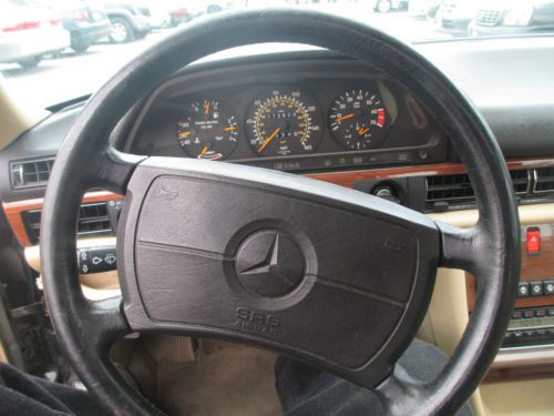 1991 Mercedes-Benz 420SEL Base Sedan 4-Door 4.2L, image 11