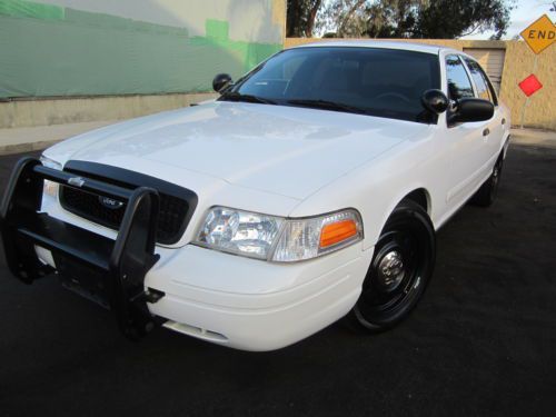 2008 ford crown victoria - p71 - in great running conditions and shape