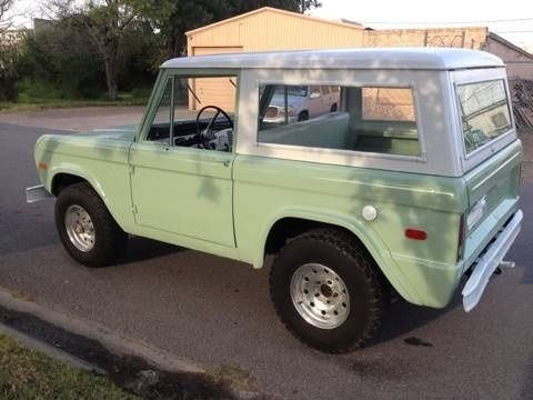 1970 ford bronco 4x4 original 6 motor 31inch tires rims very solid  no rust nice