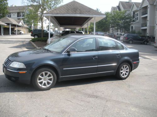 2004 volkswagen passat gls sedan 4-door 1.8l turbo incl. roof/kayak/bike racks