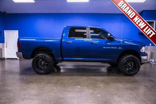 Lifted 1500 big horn 4x4 one 1 owner 44k miles 5.7l v8 cloth power windows locks