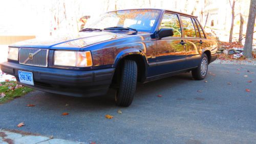 1991 volvo 740 base sedan 4-door 2.3l