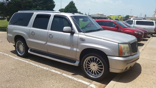 2004 cadillac  escalade , 22&#034; wheels, aftermarket grill and speed odometer