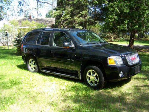 Repairable 2005 gmc envoy denali