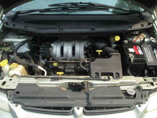 1999 Dodge Grand Caravan Base Mini Passenger Van 4-Door 3.3L, image 13