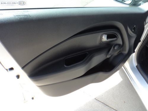2013 kia rio lx